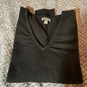 100% Cashmere Black Sweater